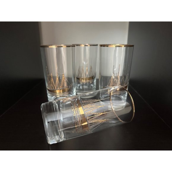 Vintage Set of 4 Midcentury 22K Gold Embossed Clipper Ship Glasses - Picture 3 of 8